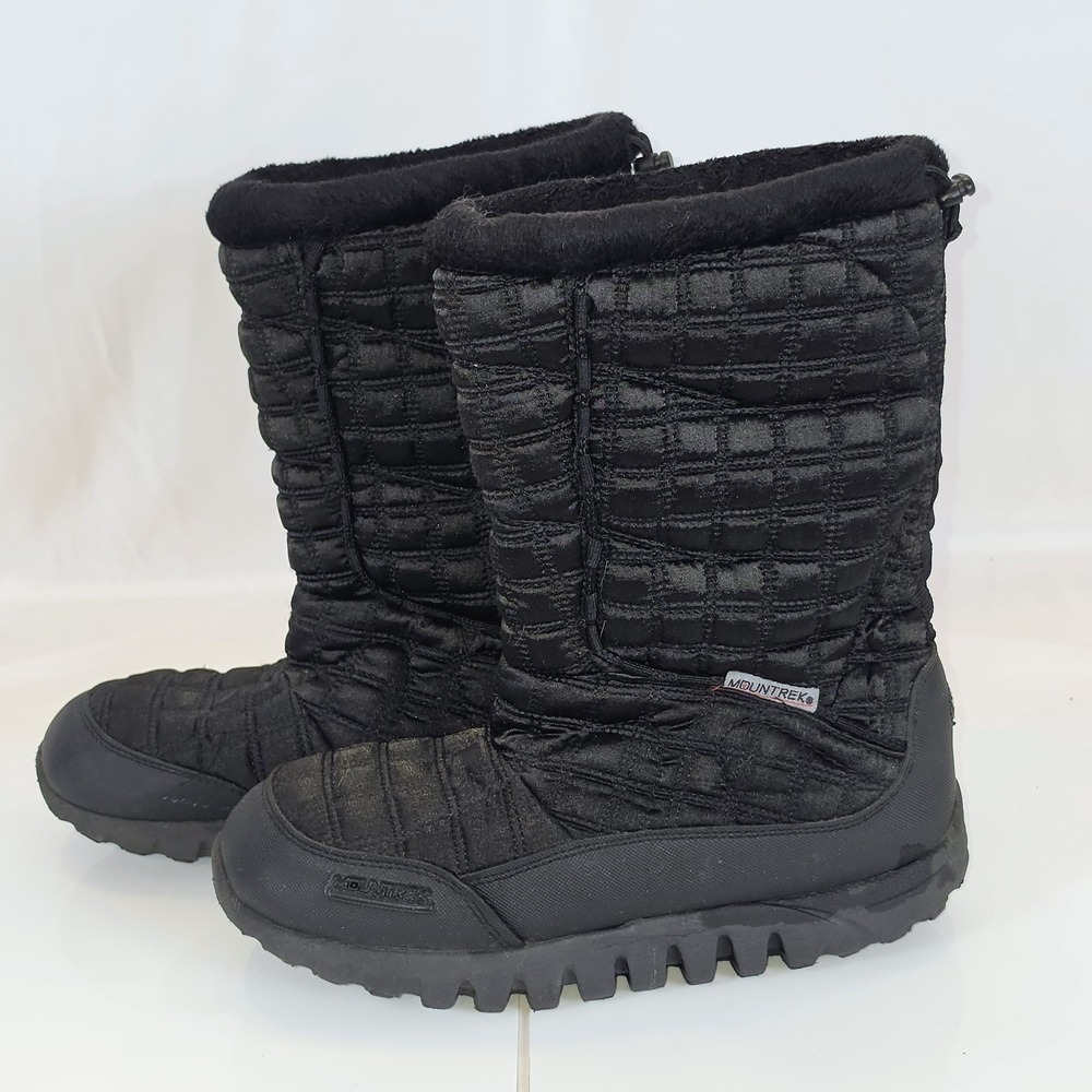 Mountrek Primaloft 200 Gram Insulation Black Quilted Boots Women's Size 8M